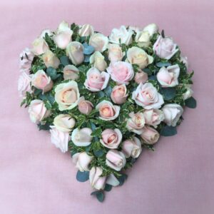 Cœur de roses pastel